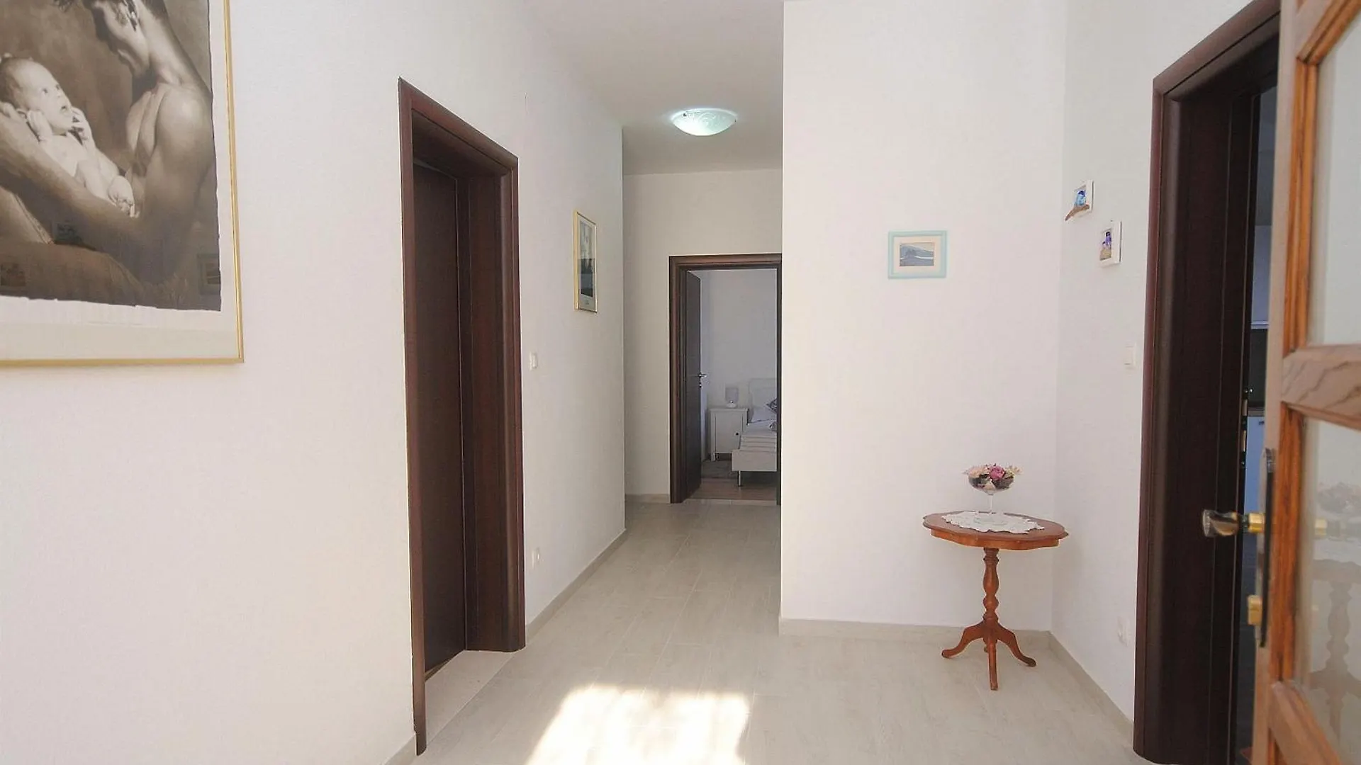 Apartments Damir - With Garden Kastela Croatia